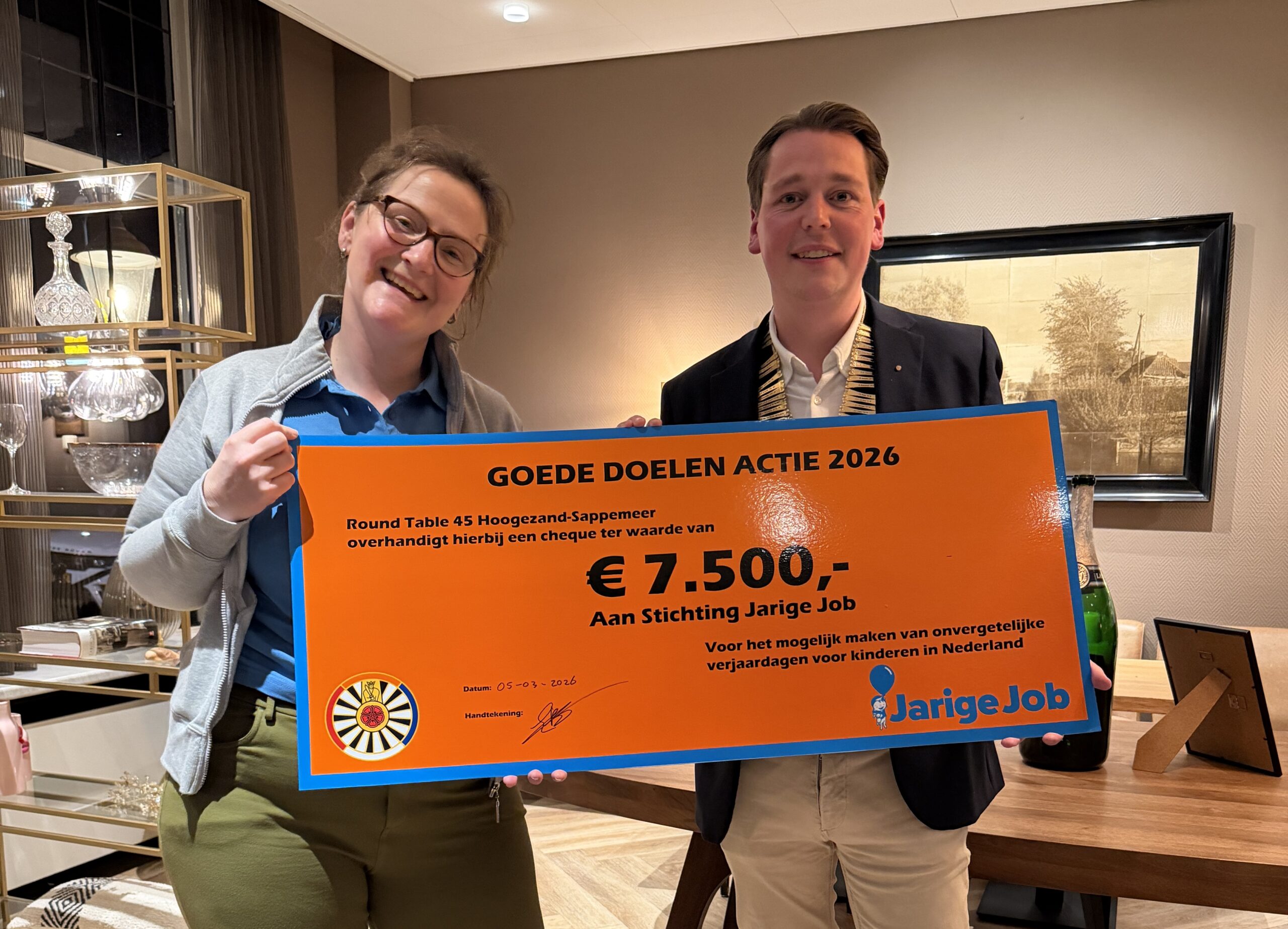 Round Table 45 Hoogezand-Sappemeer doneert €7.500 aan Stichting Jarige Job